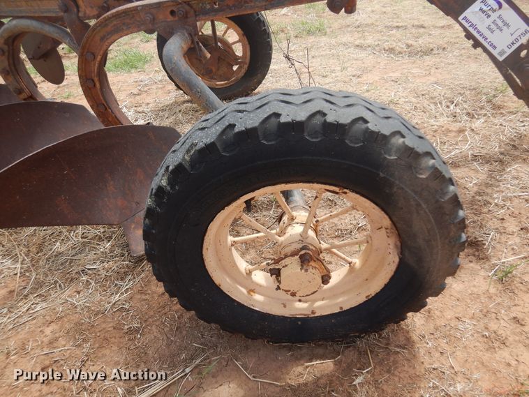 image for item DK0756 Minneapolis Moline  four bottom plow