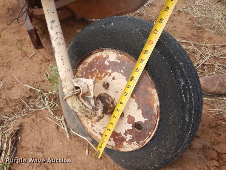 image for item DK0756 Minneapolis Moline  four bottom plow