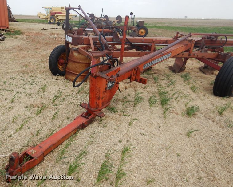 image for item DK0758 Massey Ferguson MF880  six bottom plow