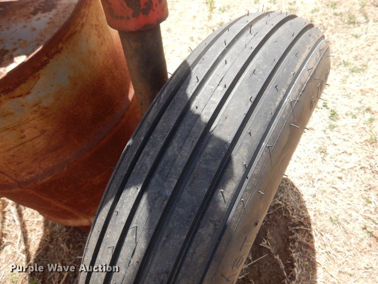 image for item DK0758 Massey Ferguson MF880  six bottom plow