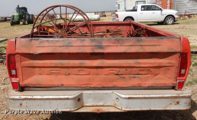 image for item DK0765 Pickup truck bed trailer