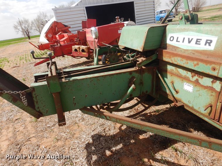 image for item DK0768 Oliver 620  small square baler