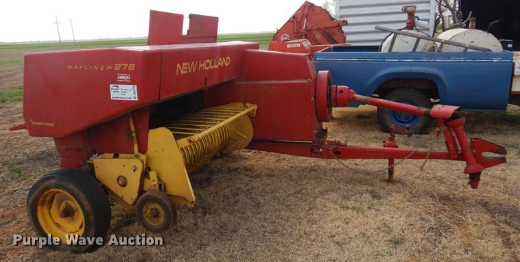 image for item DK0769 1972 New Holland 276  small square baler