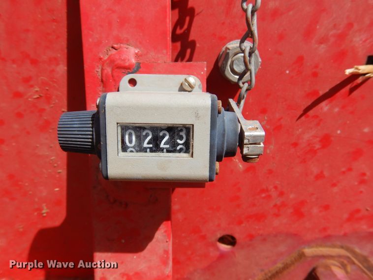 image for item DK0769 1972 New Holland 276  small square baler