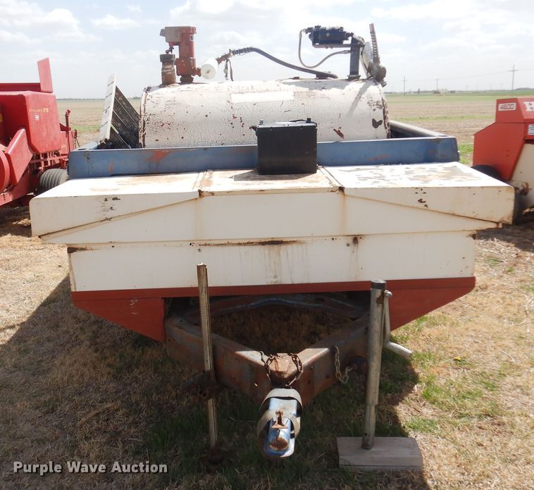 image for item DK0770 Pickup truck bed trailer