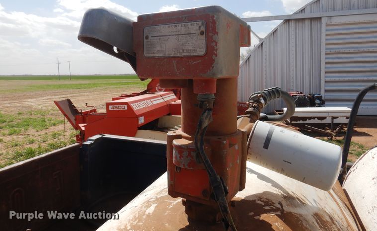 image for item DK0770 Pickup truck bed trailer