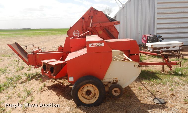 image for item DK0771 1978 Hesston 4500  small square baler