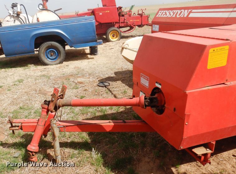 image for item DK0771 1978 Hesston 4500  small square baler