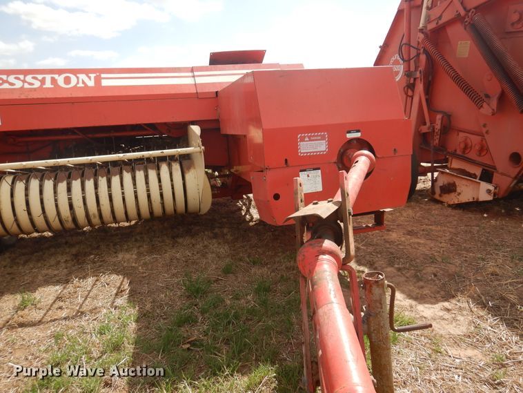 image for item DK0771 1978 Hesston 4500  small square baler