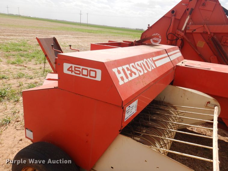 image for item DK0771 1978 Hesston 4500  small square baler