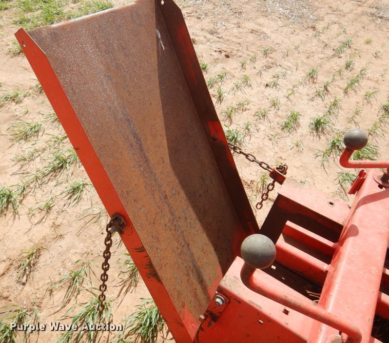 image for item DK0771 1978 Hesston 4500  small square baler