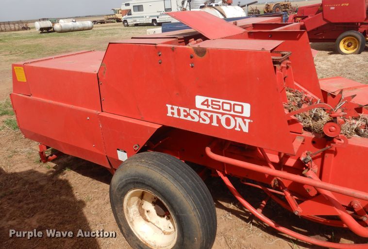 image for item DK0771 1978 Hesston 4500  small square baler