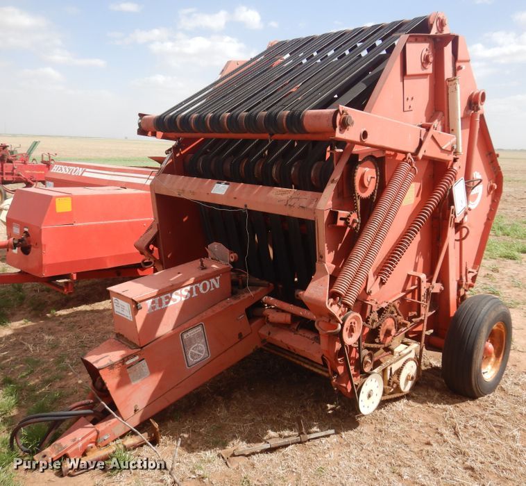 image for item DK0772 1980 Hesston Rounder 5500  round baler
