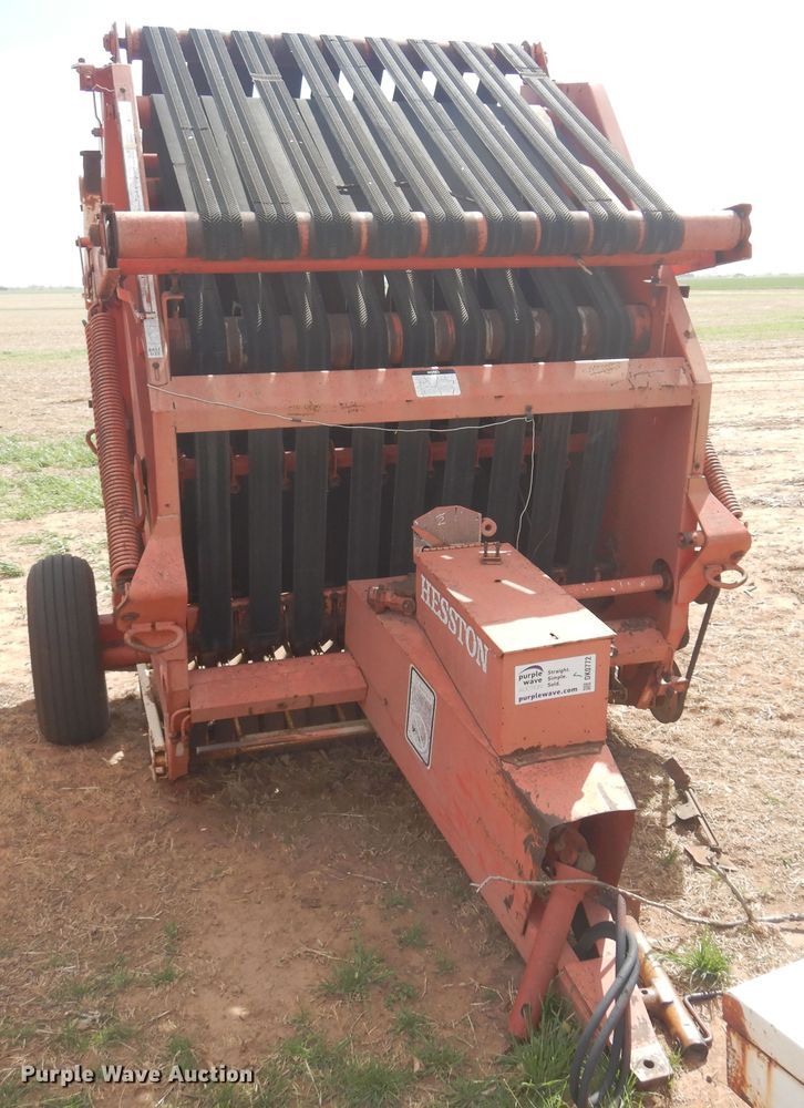 image for item DK0772 1980 Hesston Rounder 5500  round baler