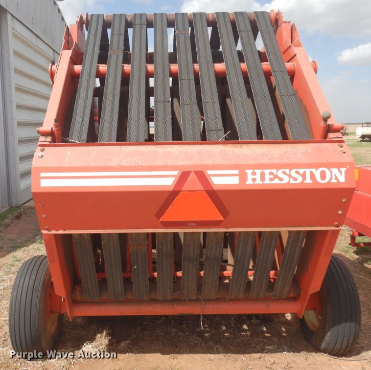 image for item DK0772 1980 Hesston Rounder 5500  round baler