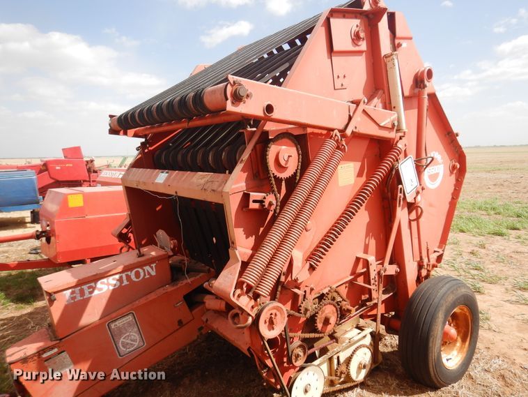image for item DK0772 1980 Hesston Rounder 5500  round baler