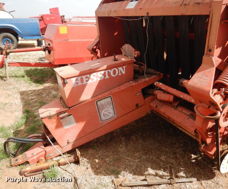 image for item DK0772 1980 Hesston Rounder 5500  round baler