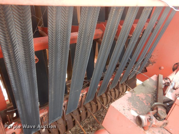 image for item DK0772 1980 Hesston Rounder 5500  round baler