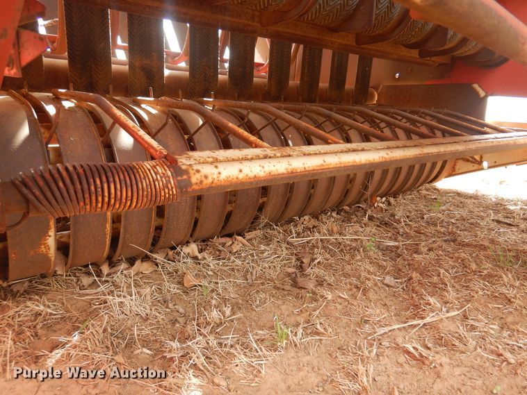 image for item DK0772 1980 Hesston Rounder 5500  round baler