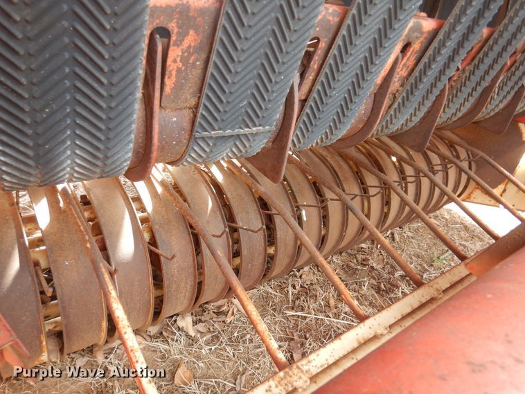 image for item DK0772 1980 Hesston Rounder 5500  round baler