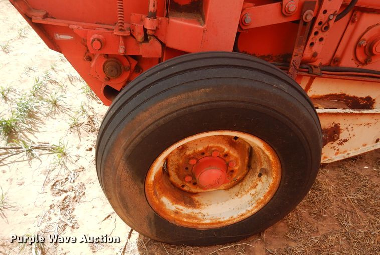 image for item DK0772 1980 Hesston Rounder 5500  round baler