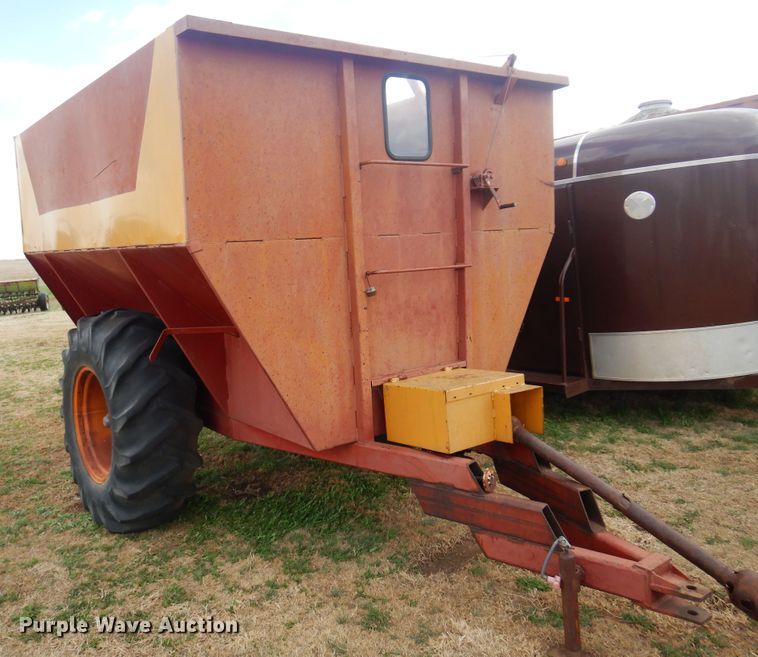 image for item DK0780 Cullison  grain cart