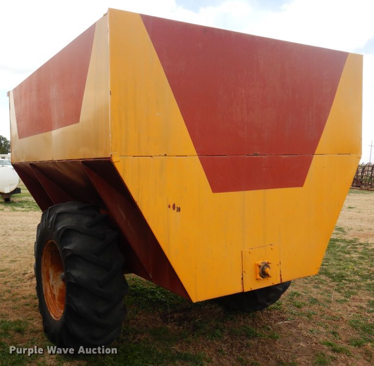 image for item DK0780 Cullison  grain cart
