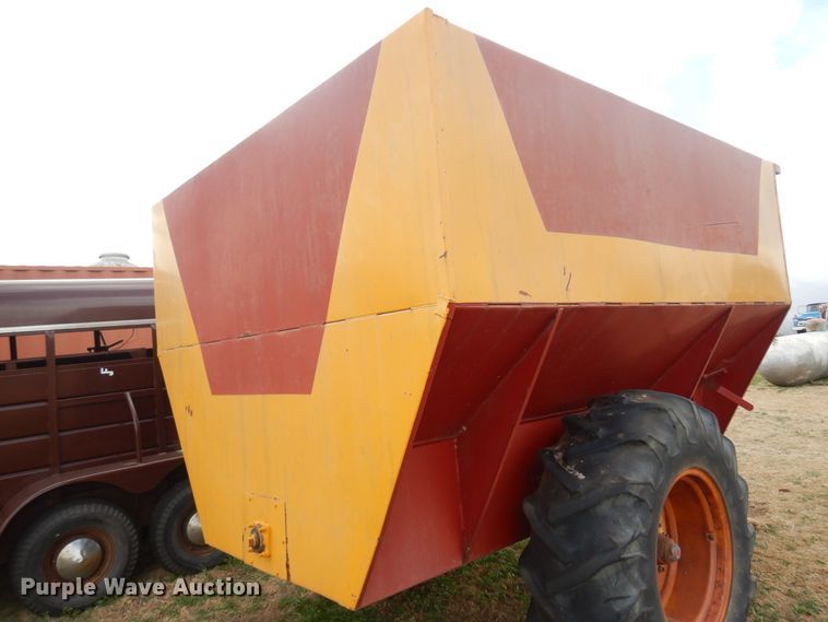 image for item DK0780 Cullison  grain cart