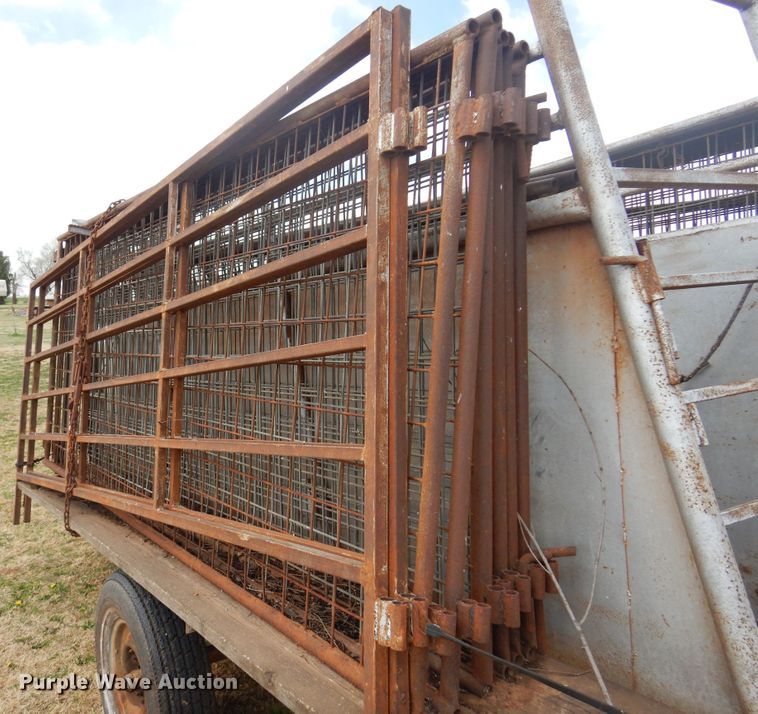 image for item DK0781 Shop built  livestock chute