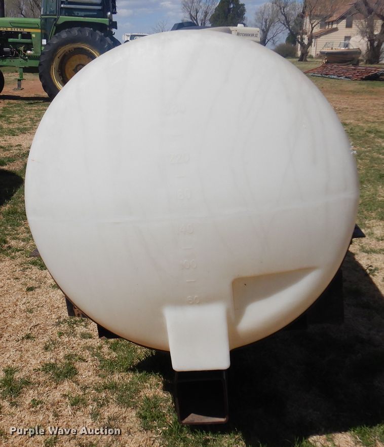 image for item DK0782 (2) Agri-Products saddle tanks