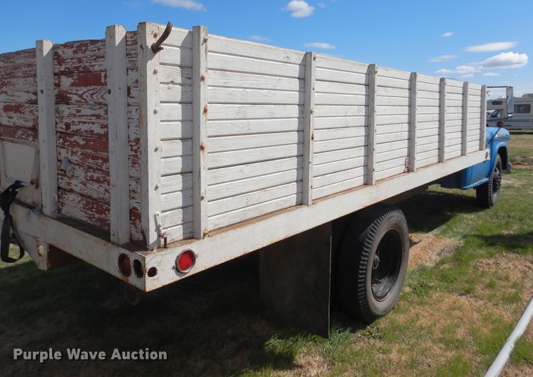 image for item DK0784 1956 Chevrolet 6100  grain truck