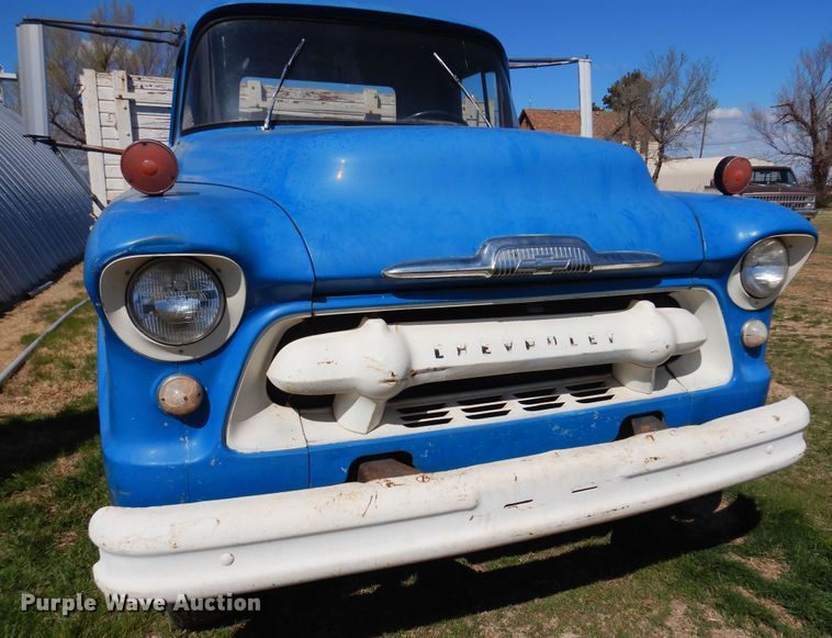 image for item DK0784 1956 Chevrolet 6100  grain truck