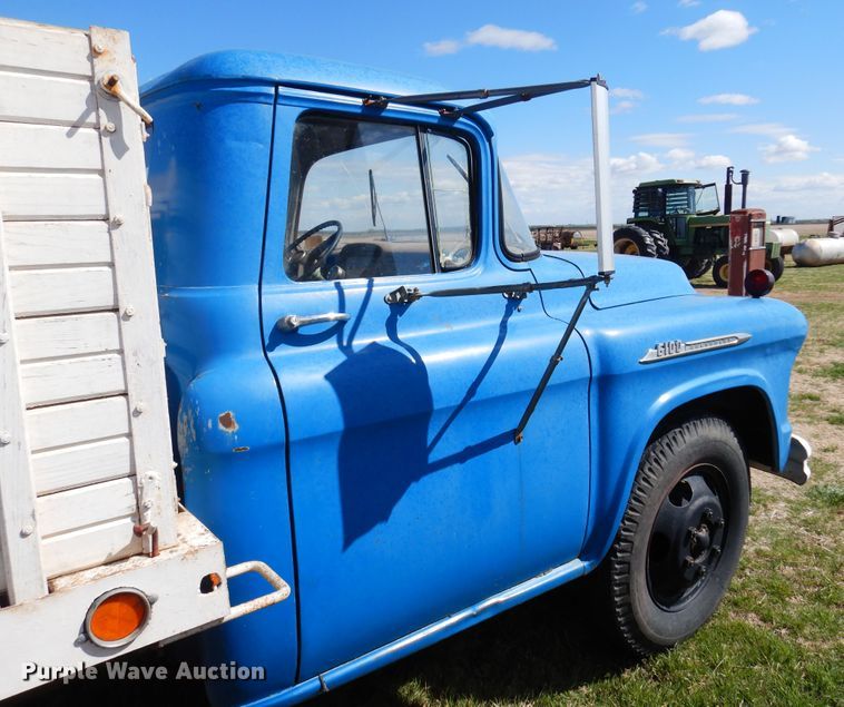 image for item DK0784 1956 Chevrolet 6100  grain truck