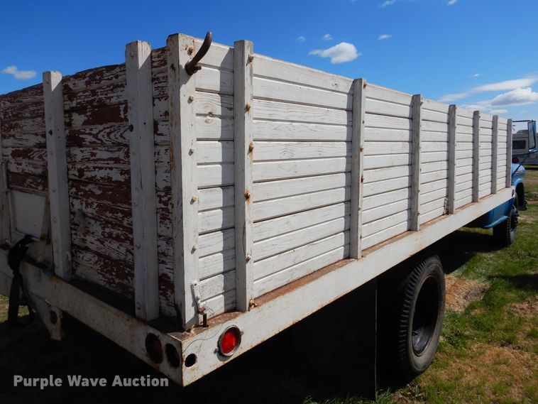 image for item DK0784 1956 Chevrolet 6100  grain truck