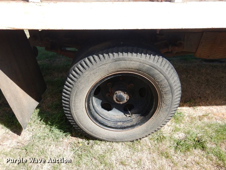 image for item DK0784 1956 Chevrolet 6100  grain truck