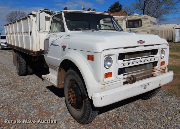 image for item DK0786 1968 Chevrolet  grain truck
