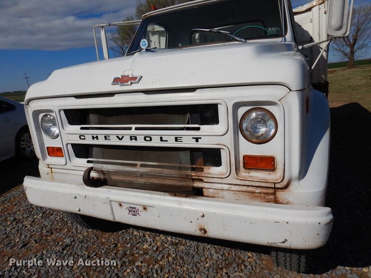 image for item DK0786 1968 Chevrolet  grain truck