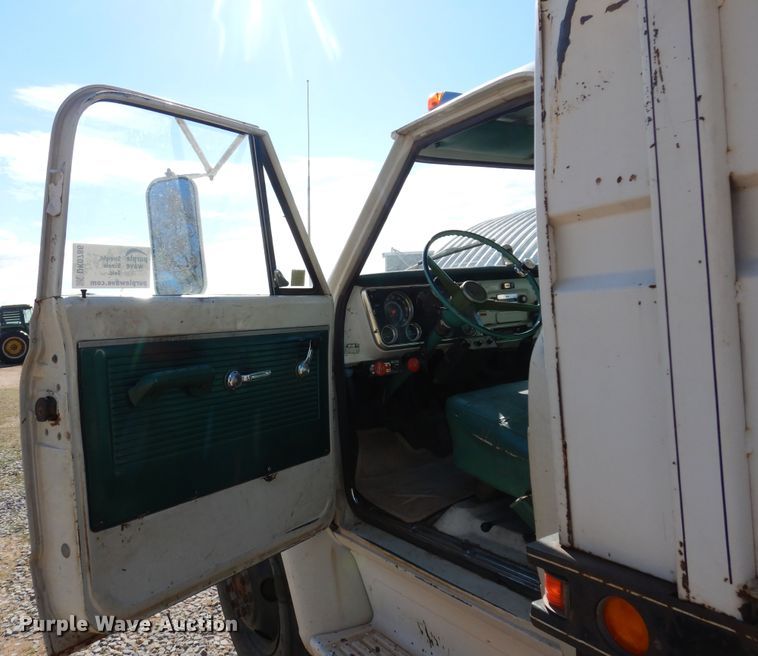 image for item DK0786 1968 Chevrolet  grain truck