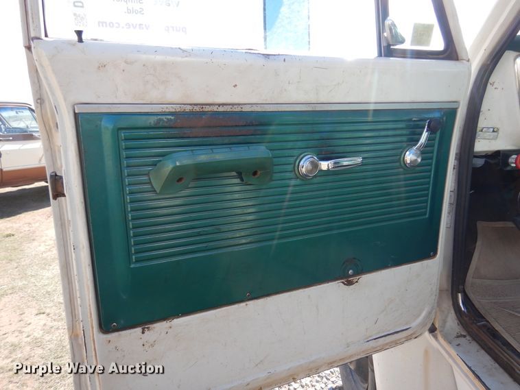 image for item DK0786 1968 Chevrolet  grain truck