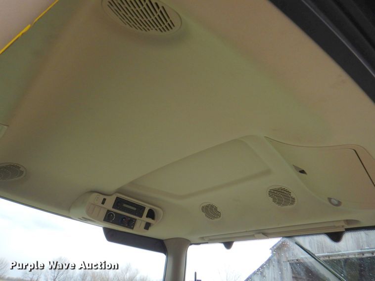 image for item DM6103 2012 John Deere 6125R  MFWD tractor