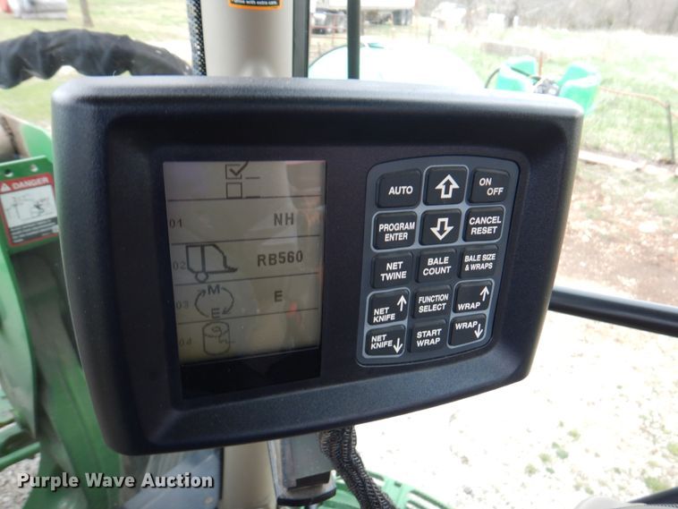 image for item DM6104 2017 New Holland Roll-Belt 560  round baler