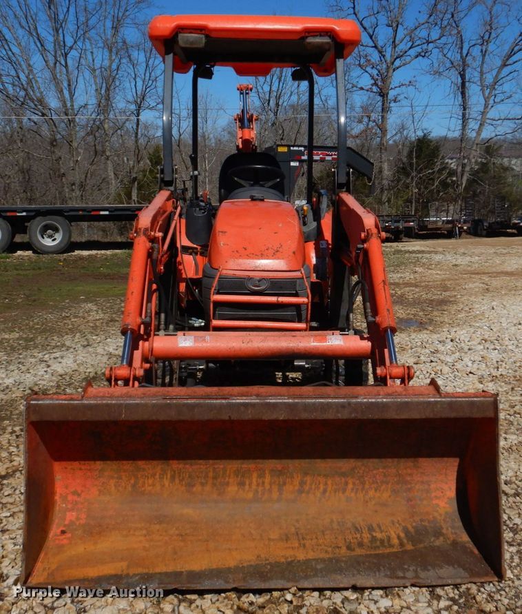 image for item DM7265 2007 Kubota B26  backhoe
