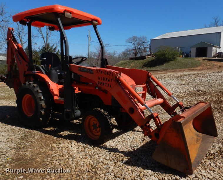 image for item DM7265 2007 Kubota B26  backhoe