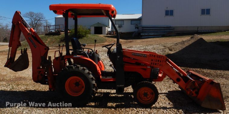 image for item DM7265 2007 Kubota B26  backhoe