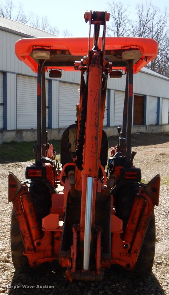 image for item DM7265 2007 Kubota B26  backhoe