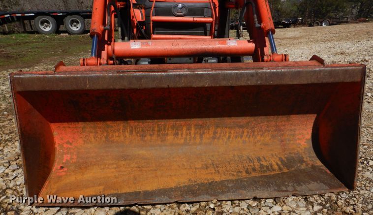 image for item DM7265 2007 Kubota B26  backhoe