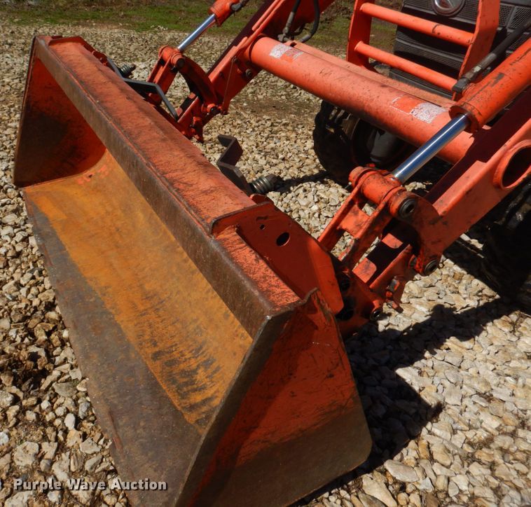 image for item DM7265 2007 Kubota B26  backhoe