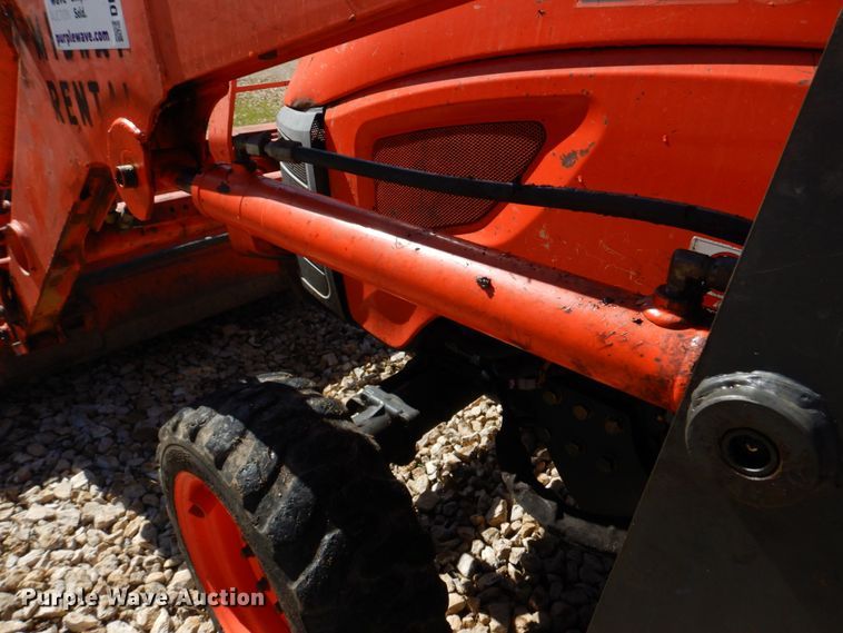 image for item DM7265 2007 Kubota B26  backhoe