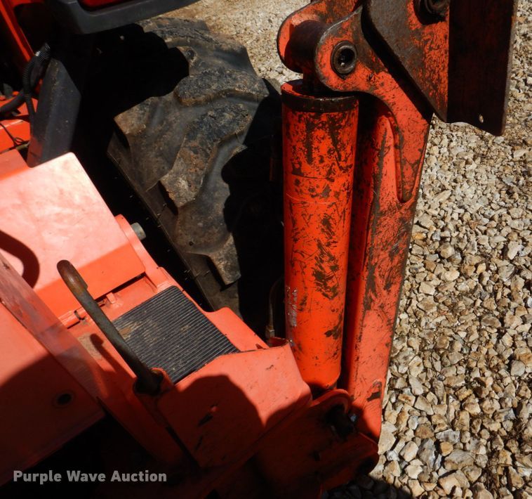 image for item DM7265 2007 Kubota B26  backhoe