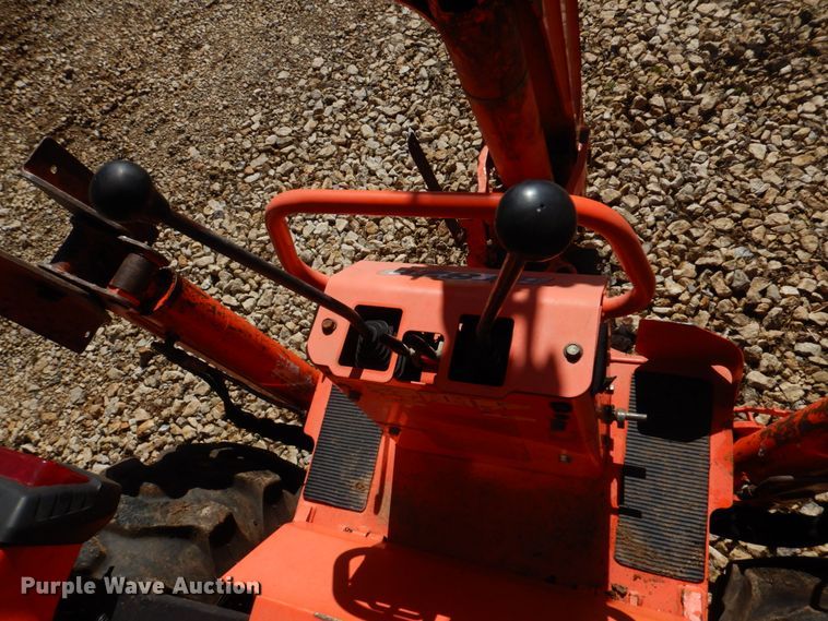 image for item DM7265 2007 Kubota B26  backhoe